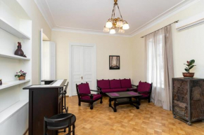 Precious 2 Bedroom apt In The Heart Of Tbilisi